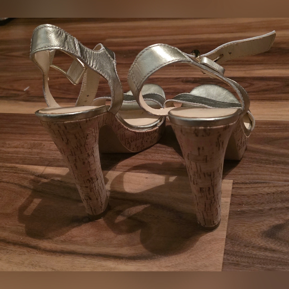 Nine West Elenny Gold Leather Cork Heel Platform Saldal Size 10, Euc - Picture 2 of 3